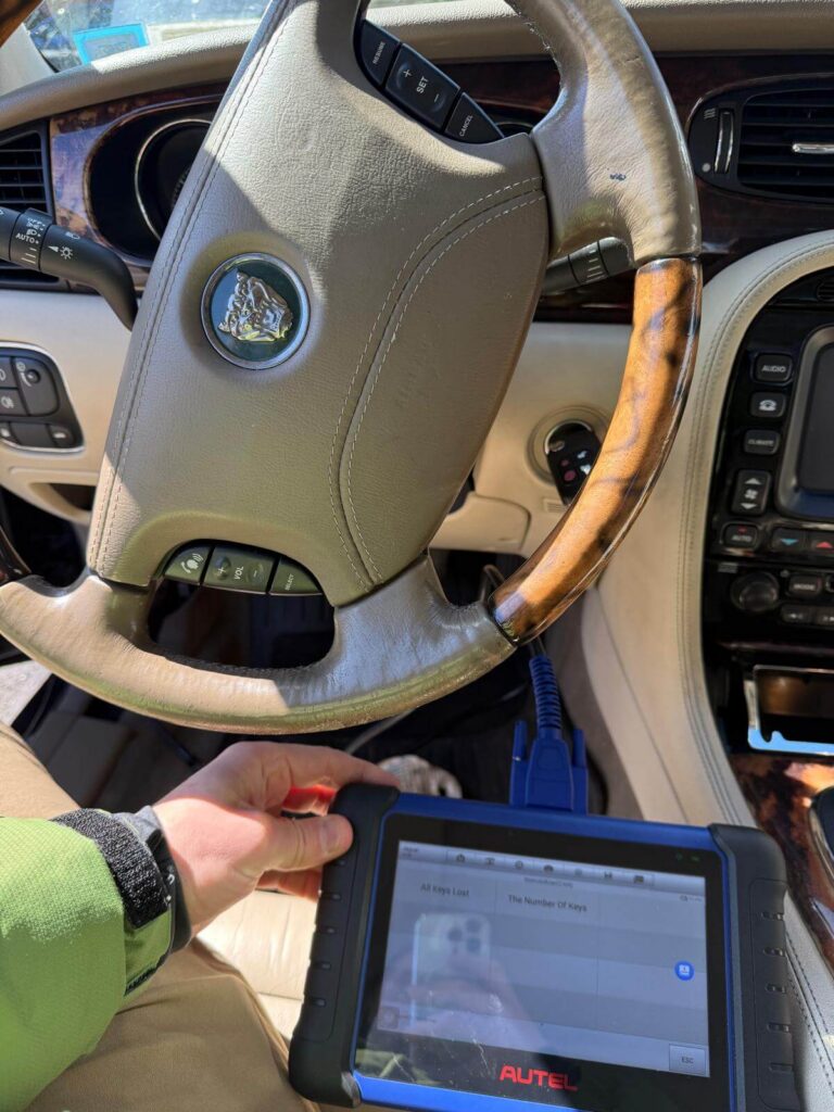Hyundai car key programmed with a locksmith tablet in Buffalo, NY