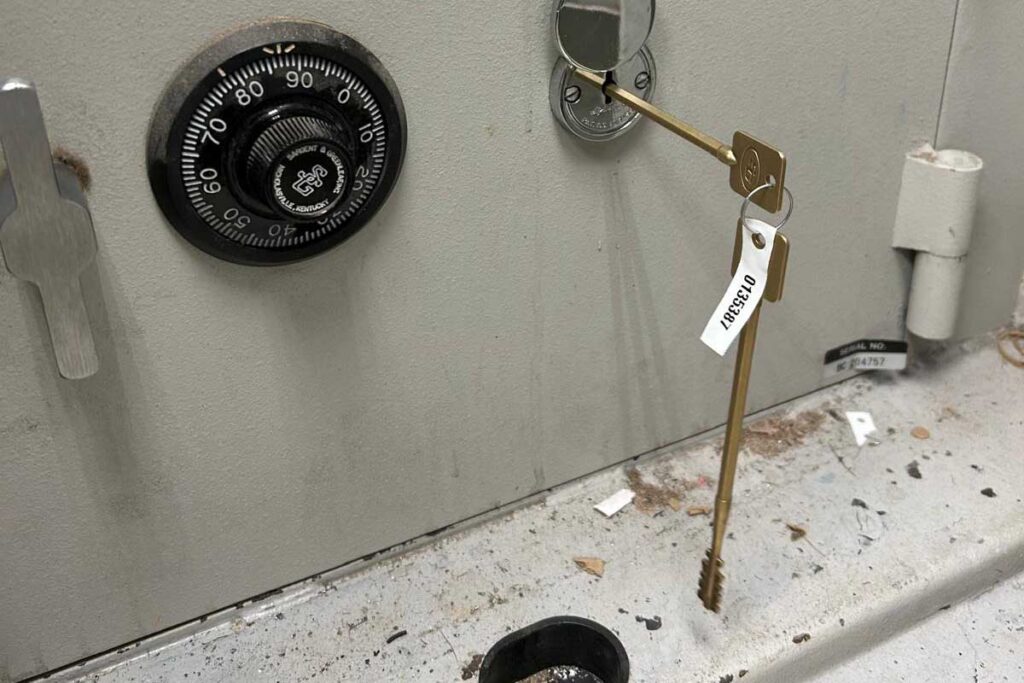 new key for gun safe lock with key installed