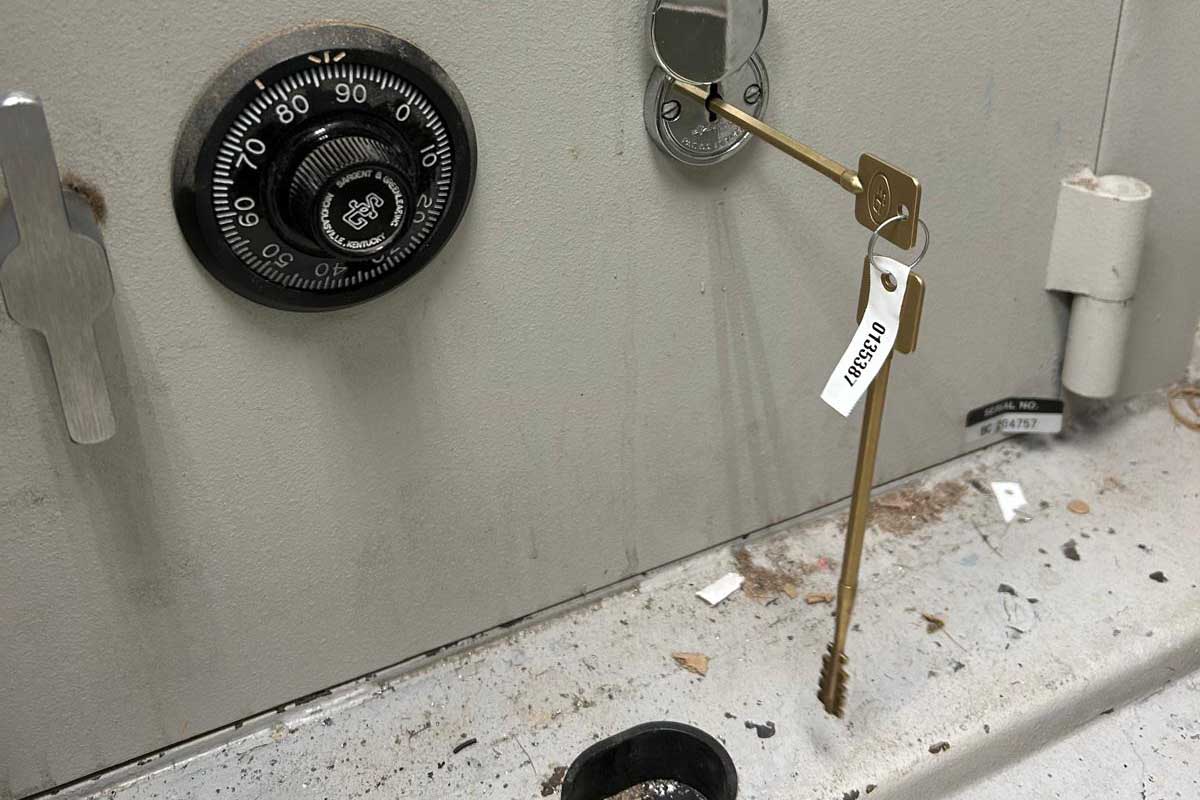 new key for gun safe lock with key installed